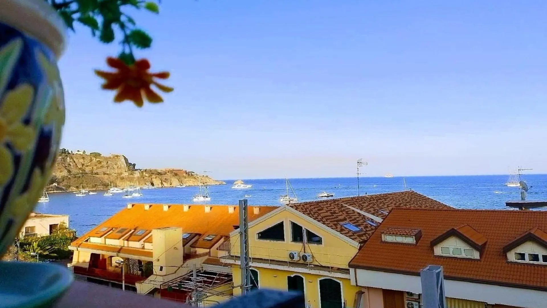 Hotel Pensione Cundari تاورمينا