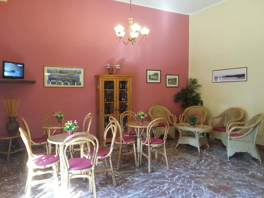 Hotel Pensione Cundari Taormina Itálie